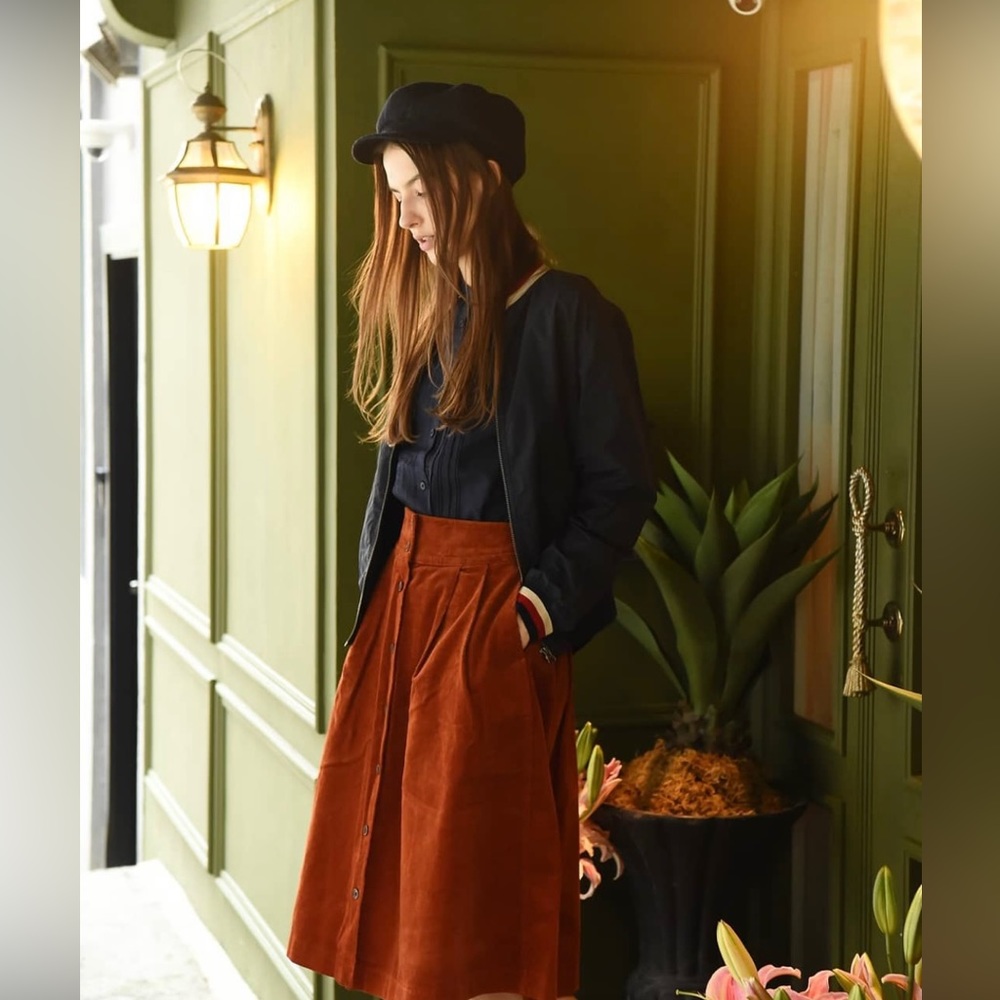 Uniqlo x Ines De La Fressange 2018 corduroy skirt